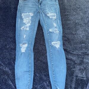American Eagle Blue Distressed Women's Jeans